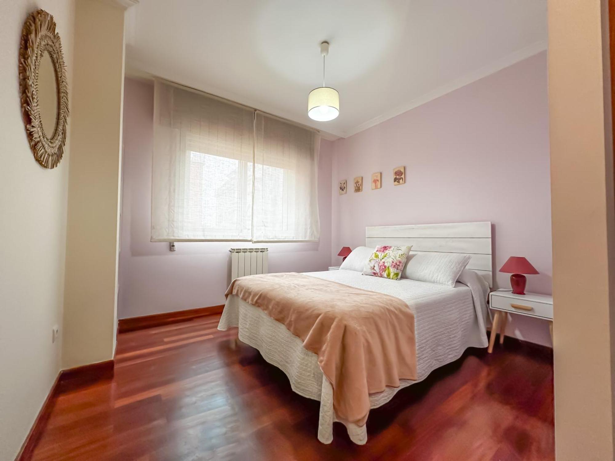 Apartamento Completo, Amplio, Muy Iluminado Y Con Plaza De Garaje Incluida. O Grove Luaran gambar